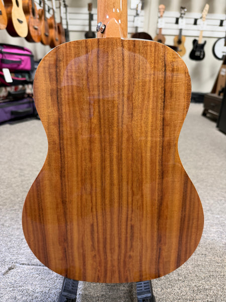Makaio MKB-10 Koa Baritone Ukulele w/Case