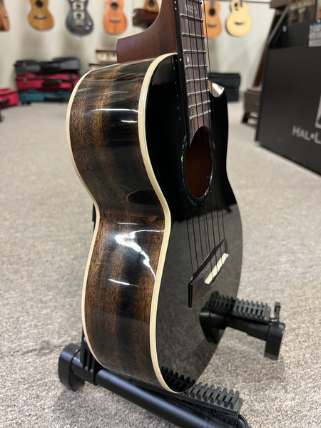 Flight Peter Moss Electric Tenor Ukulele w/Case -Black Moonburst