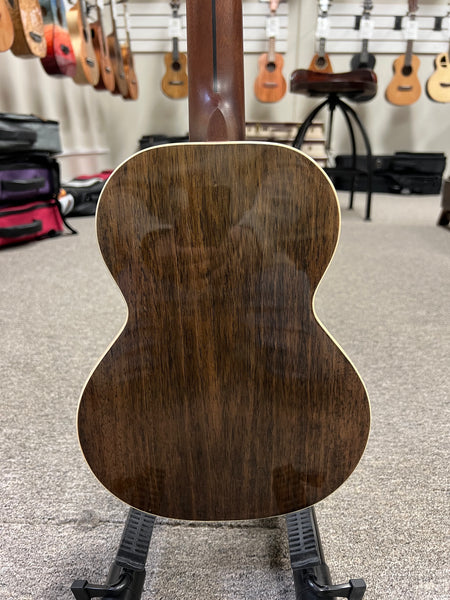 Flight Peter Moss Electric Tenor Ukulele w/Case -Black Moonburst