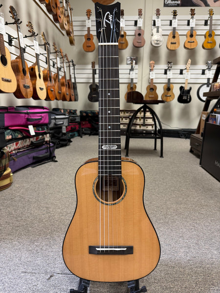 Romero Creations Daniel Ho 6 String Solid Spruce/Phoenix Dreadnought Nylon String Baritone Ukulele/Guitar w/Case - RC-DH6D-SP