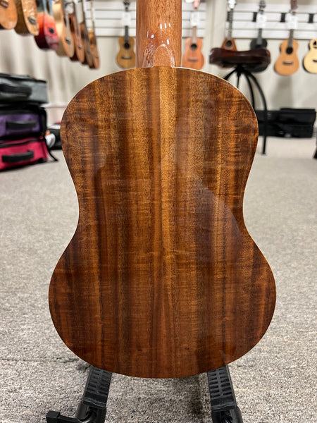 Makaio MKT-10 Koa Tenor Ukulele w/Case