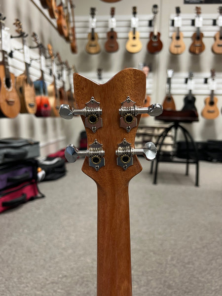 Makaio MEC-10 Ebony Concert Ukulele w/Case