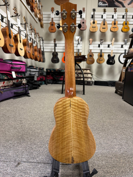 Millar MG-210L Solid Mango Soprano Long Neck Ukulele