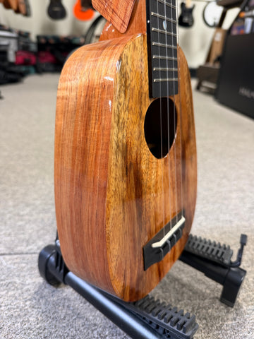 KoAloha KSM-01 Solid Koa Pineapple Soprano Ukulele w/Case #1