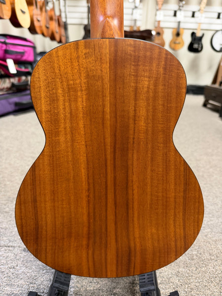 aNueNue Hawaiian Dream Series T4 Solid Cedar/Mahogany Tenor Ukulele w/Case