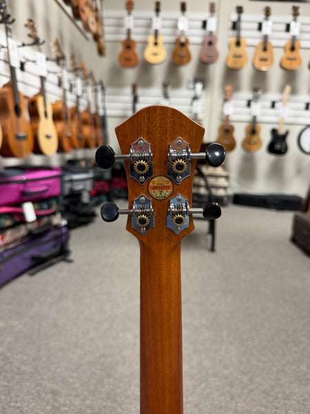 aNueNue Hawaiian Dream Series T4 Solid Cedar/Mahogany Tenor Ukulele w/Case