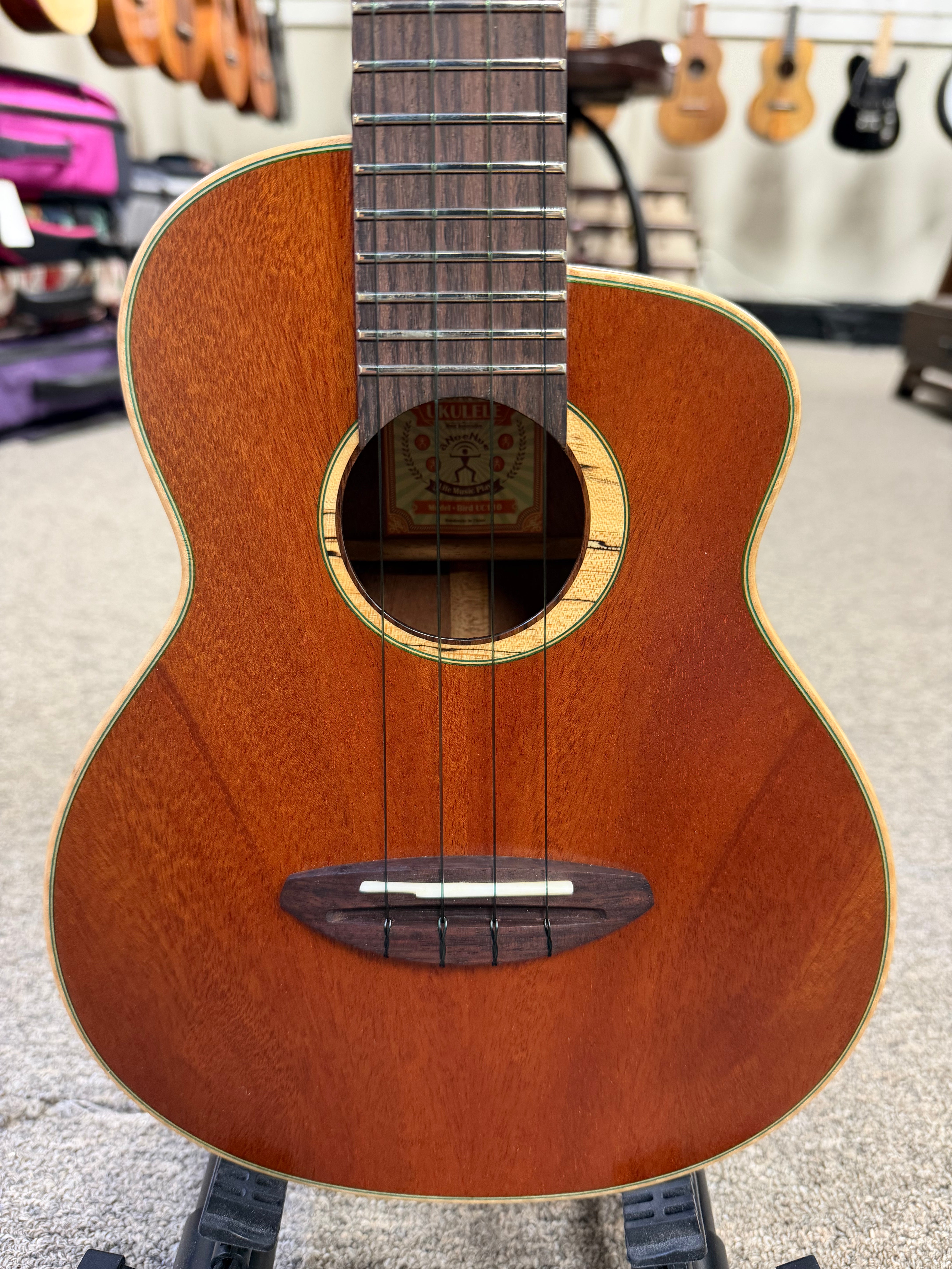 aNueNue UC-110 Solid Mahogany Bird Concert Ukulele w/Case