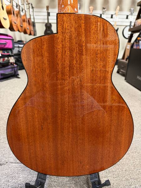 aNueNue Nino N520SP Solid Spruce/Mahogany 6 String Baritone Ukulele/Mini Guitar w/Case - Summer Pink