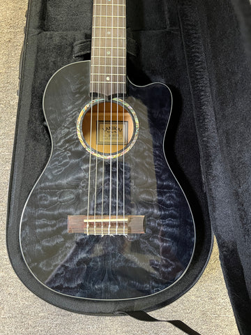 LANIKAI QM-BKCEG Quilted Maple Electric Guitalele w/Case LANIKAI QM-BKCEG Quilted Maple Electric Guitalele w/Case