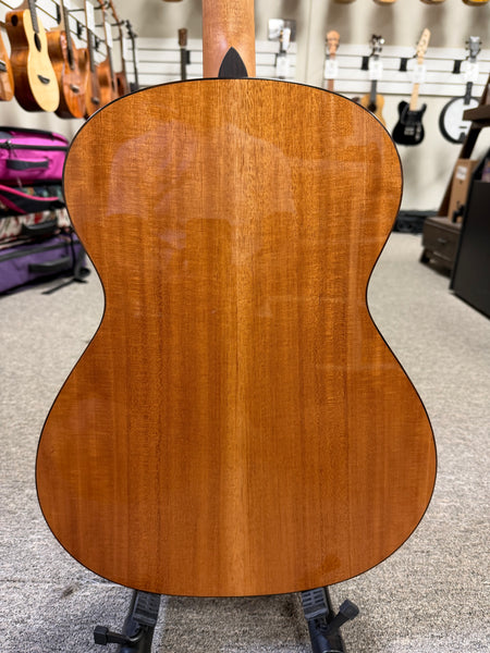 Pono BN4-2 Solid Cedar/Mahogany Large Body Baritone Nui Ukulele w/Case