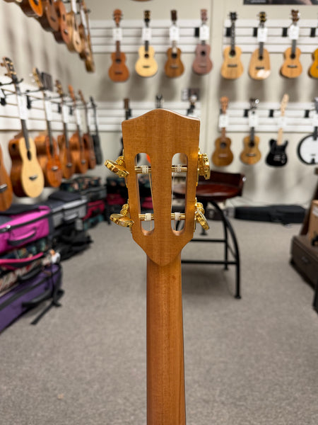 Pono BN4-1 Solid Cedar/Acacia Large Body Baritone Nui Ukulele w/Case