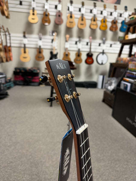 KALA KA-WCW-MYR-T Solid Myrtle/Walnut Tenor Ukulele w/Case - West Coast Woods