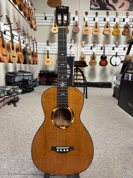 KALA KA-WP-MNG-GB-E Wypoint Solid Mango Grand Baritone Steel String Electric Ukulele w/Case