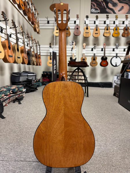 KALA KA-WP-MNG-GB-E Wypoint Solid Mango Grand Baritone Steel String Electric Ukulele w/Case