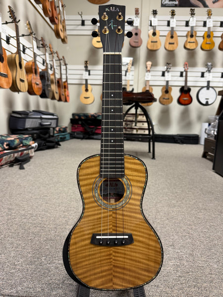 KALA KA-WCW-MYR-C Solid Myrtle/Walnut Concert Ukulele w/Case - West Coast Woods