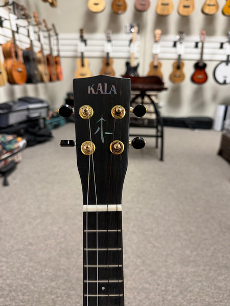 KALA KA-WCW-MYR-C Solid Myrtle/Walnut Concert Ukulele w/Case - West Coast Woods