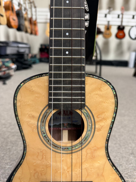 KALA KA-WCW-BMP-C Solid Birdseye Maple/Walnut Concert Ukulele w/Case - West Coast Woods