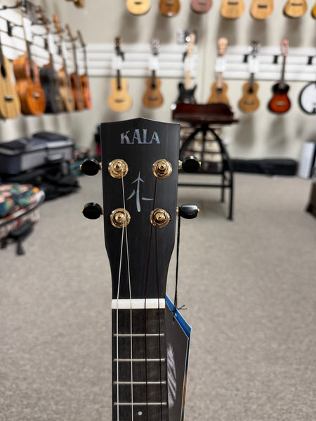 KALA KA-WCW-BMP-C Solid Birdseye Maple/Walnut Concert Ukulele w/Case - West Coast Woods