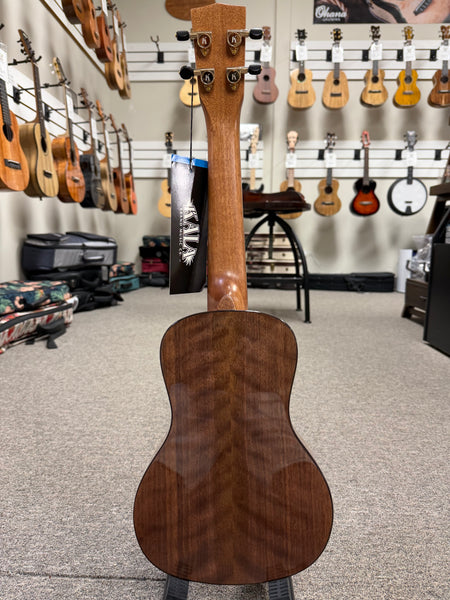 KALA KA-WCW-BMP-C Solid Birdseye Maple/Walnut Concert Ukulele w/Case - West Coast Woods