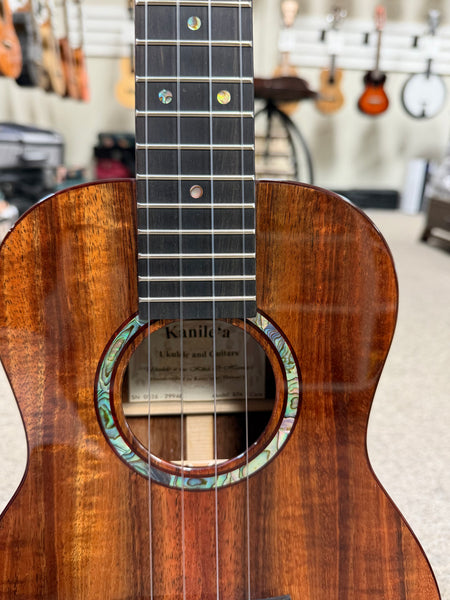 Kanile'a KPA-T Solid Koa Electric Tenor Ukulele w/Case - Pre Loved