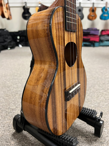 KoAlana KCA-00TR Concert Ukulele w/Case (KoAlana by KoAloha