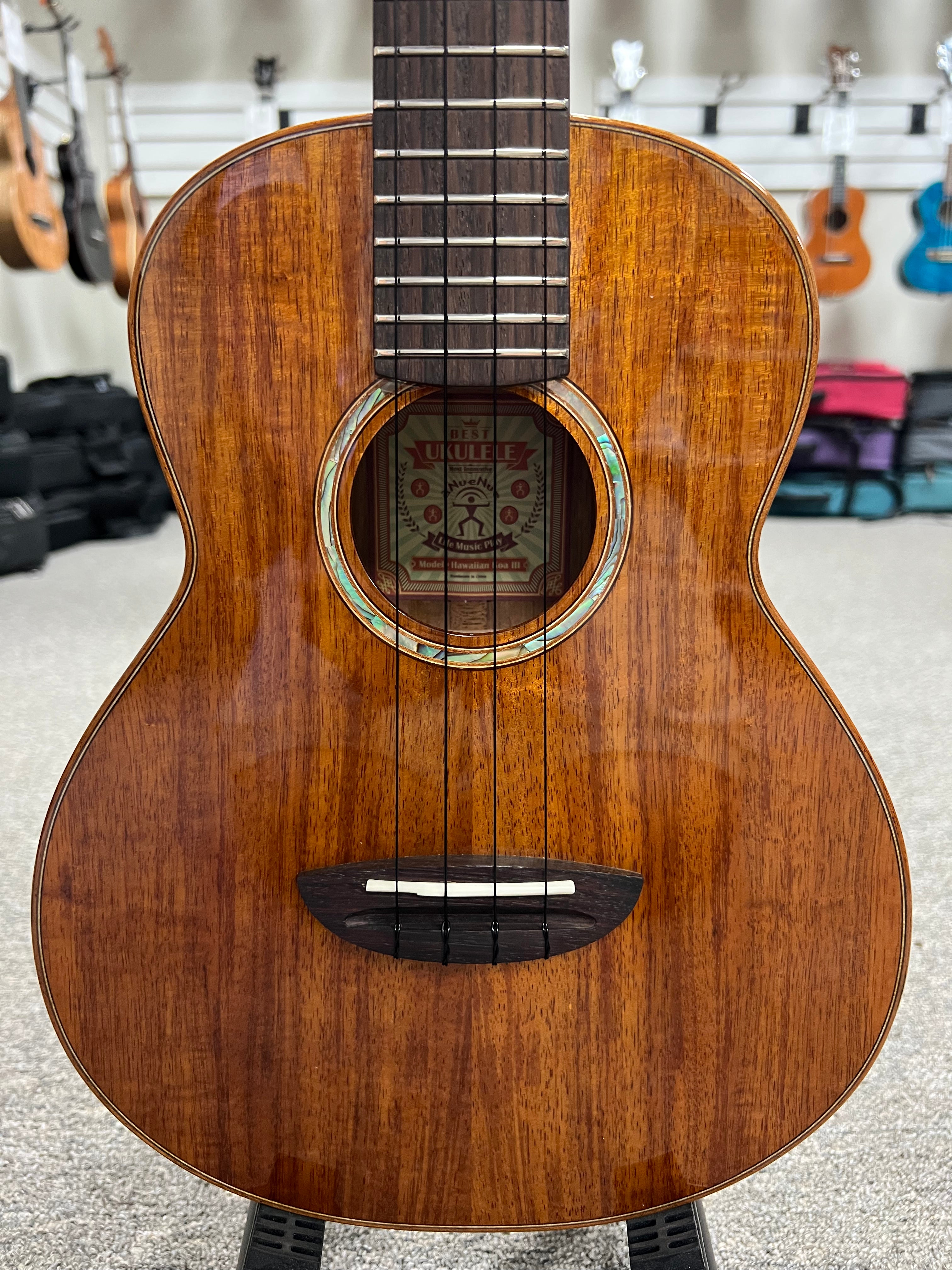 aNueNue AKK3 Solid Koa Tenor Ukulele w Case 4