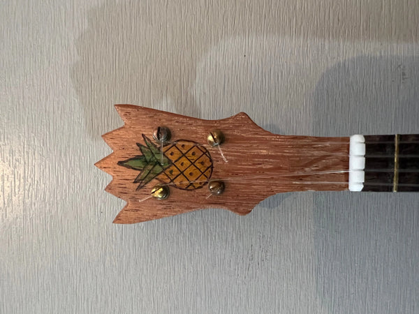 Pops KoAloha Masterpiece Pineapple Sunday Mini Ukulele w/Display Case - UkeSA - Aloha City Ukes