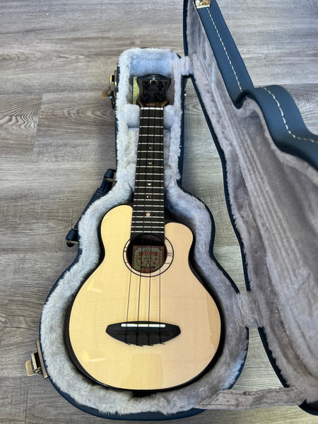 aNueNue US-200 Soprano Ukulele w/Case - Moon Bird Series -  Solid Spruce/Solid Rosewood